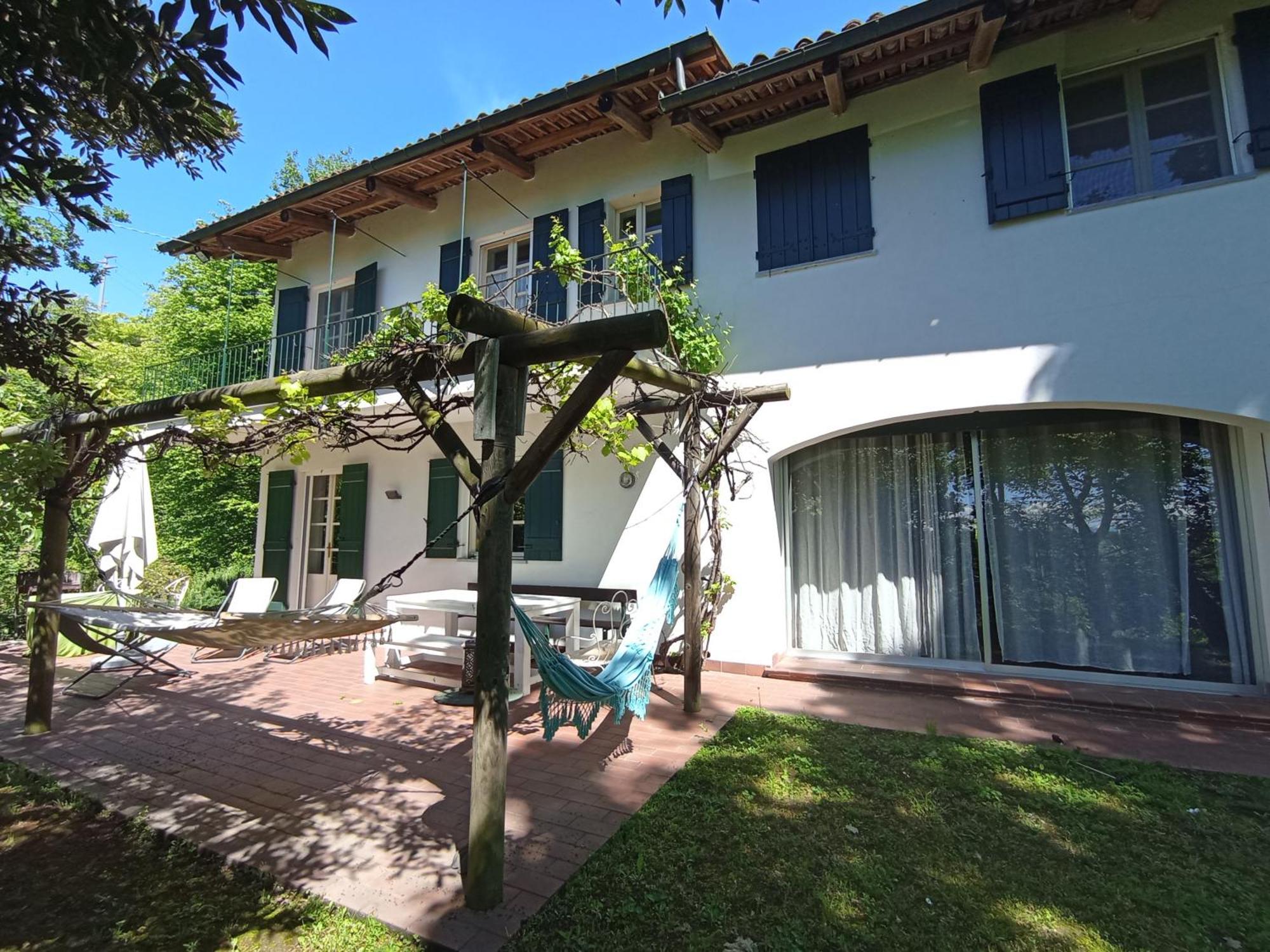 America Nei Boschi B&B Bra Exterior foto
